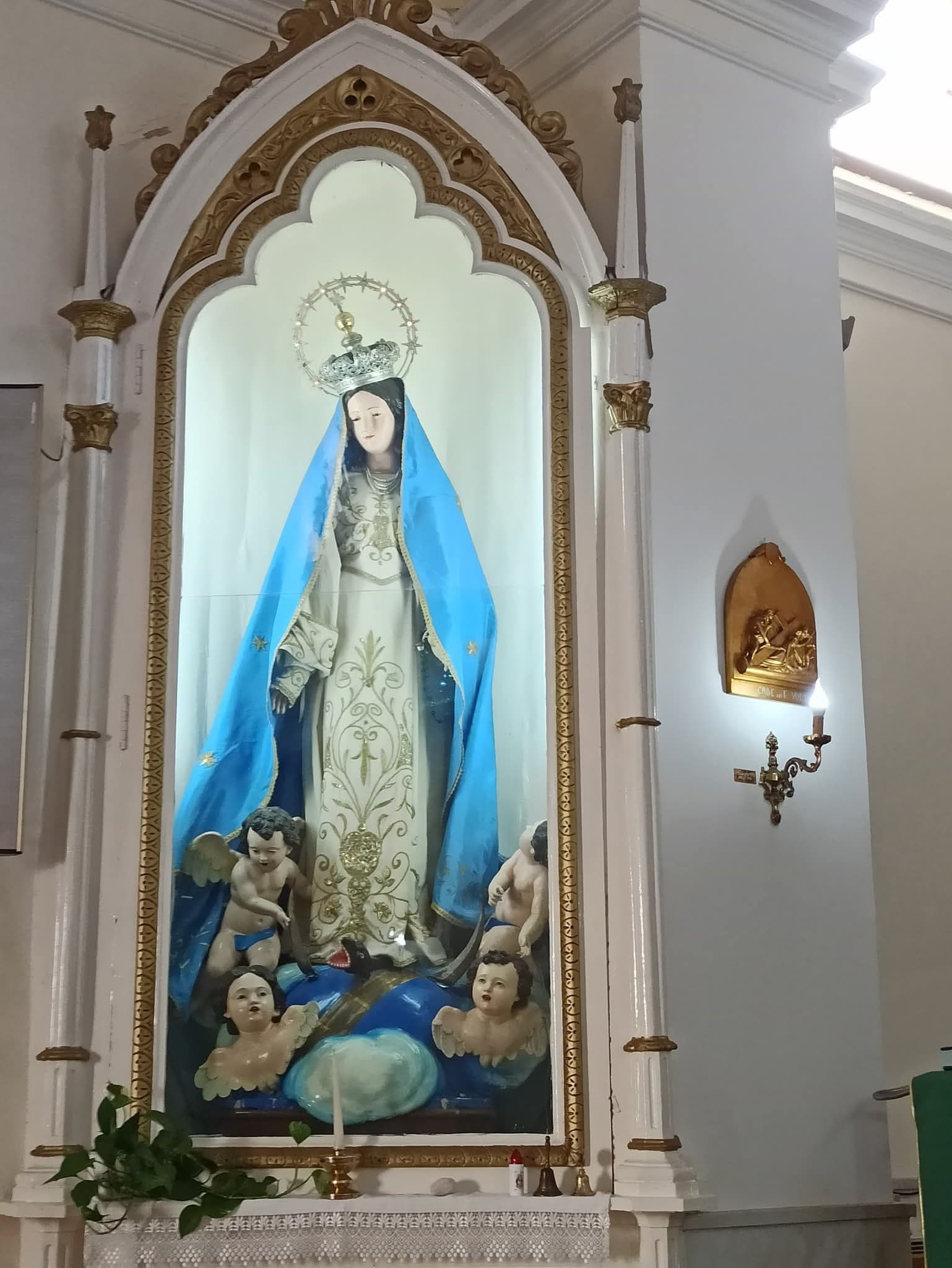 Statua della Madonna Immacolata Concezione