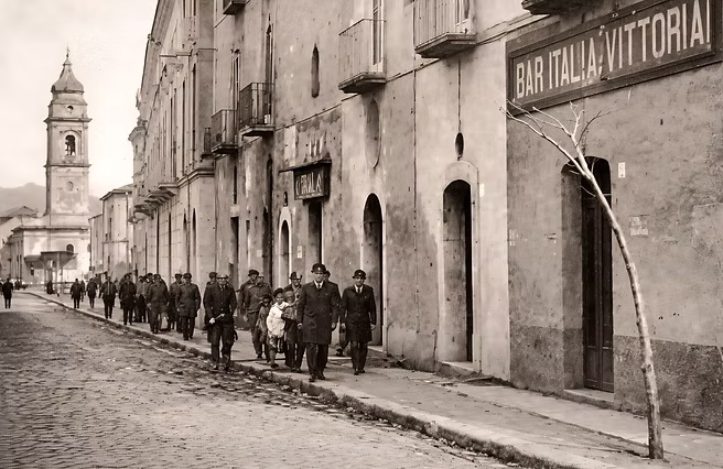 Corso Montella — foto storica di Airola