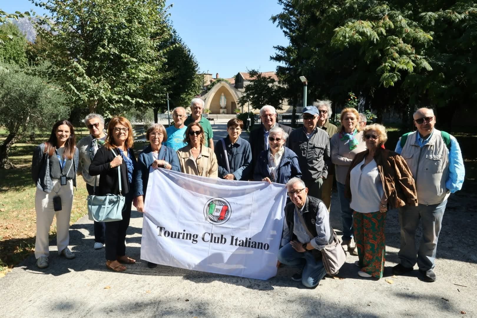 Appia Day 2026: Airola e Moiano conquistano i visitatori tra arte, storia e sapori del territorio grazie ad AirolaValley.info e il Touring Club Italiano di Benevento